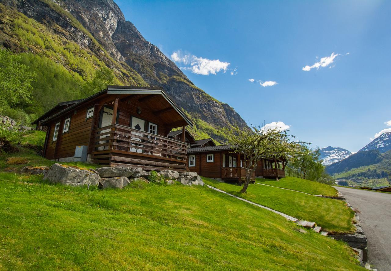 Grande Hytteutleige Og Camping Hotel Geiranger Exterior photo